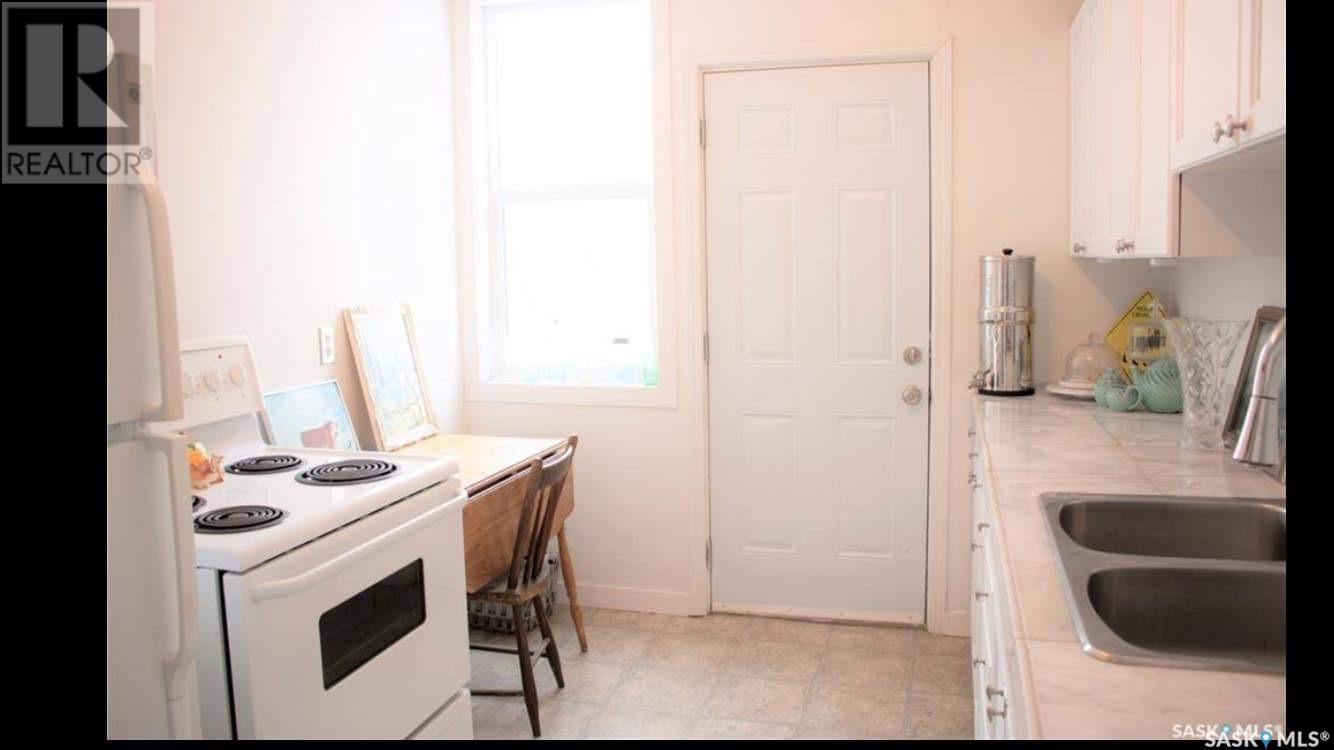 1565 Robinson Street, Regina, Saskatchewan  S4T 2Z1 - Photo 9 - SK007771