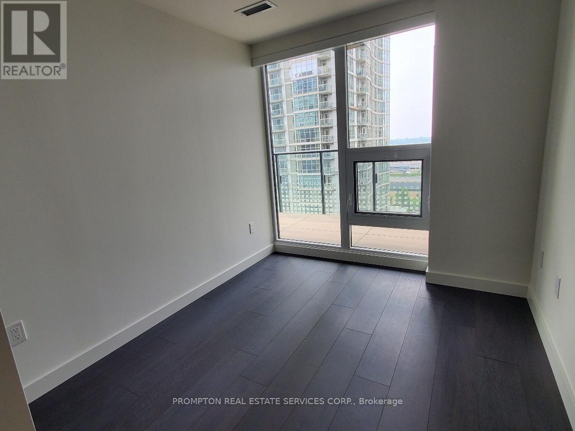 1019 - 3 Concord Cityplace Way, Toronto, Ontario  M5V 0X4 - Photo 17 - C12211159