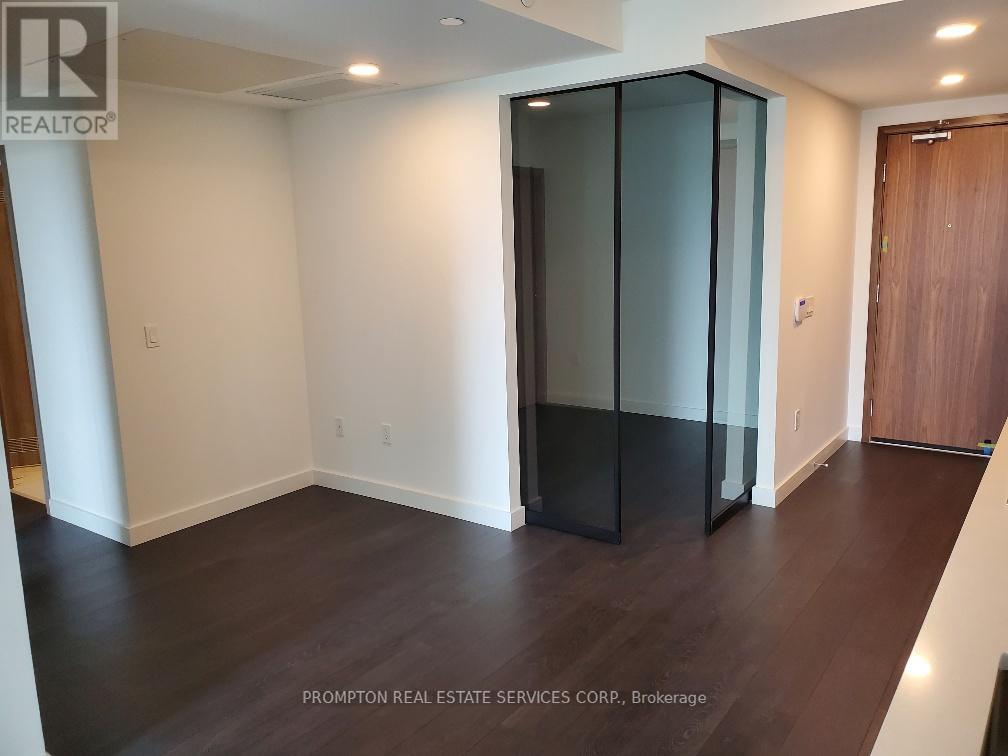 1019 - 3 Concord Cityplace Way, Toronto, Ontario  M5V 0X4 - Photo 12 - C12211159