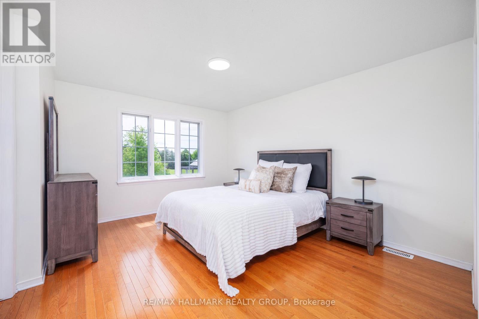 73 Palmadeo Drive, Ottawa, Ontario  K2J 4Z3 - Photo 12 - X12211631