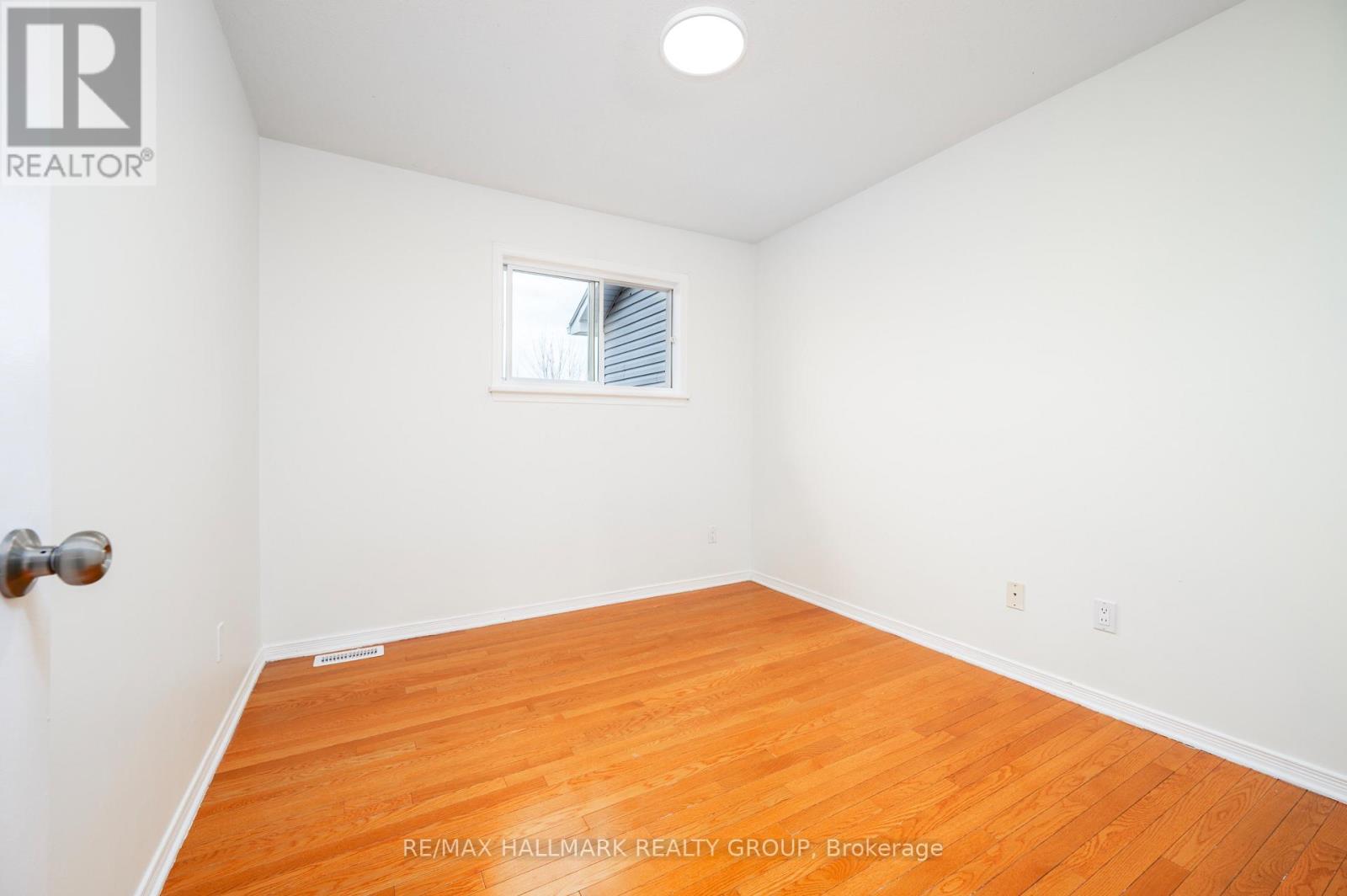 73 Palmadeo Drive, Ottawa, Ontario  K2J 4Z3 - Photo 19 - X12211631