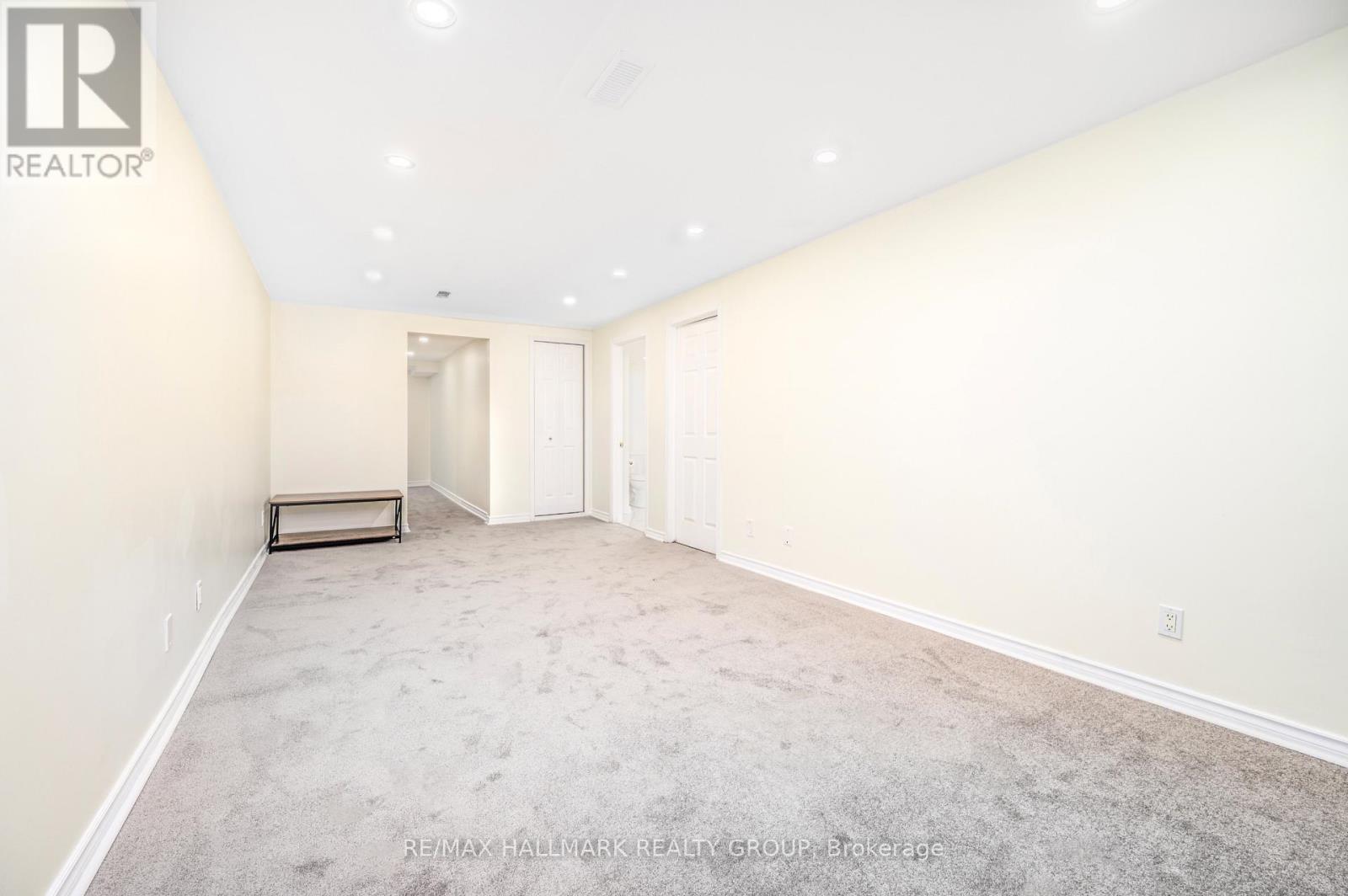 73 Palmadeo Drive, Ottawa, Ontario  K2J 4Z3 - Photo 22 - X12211631