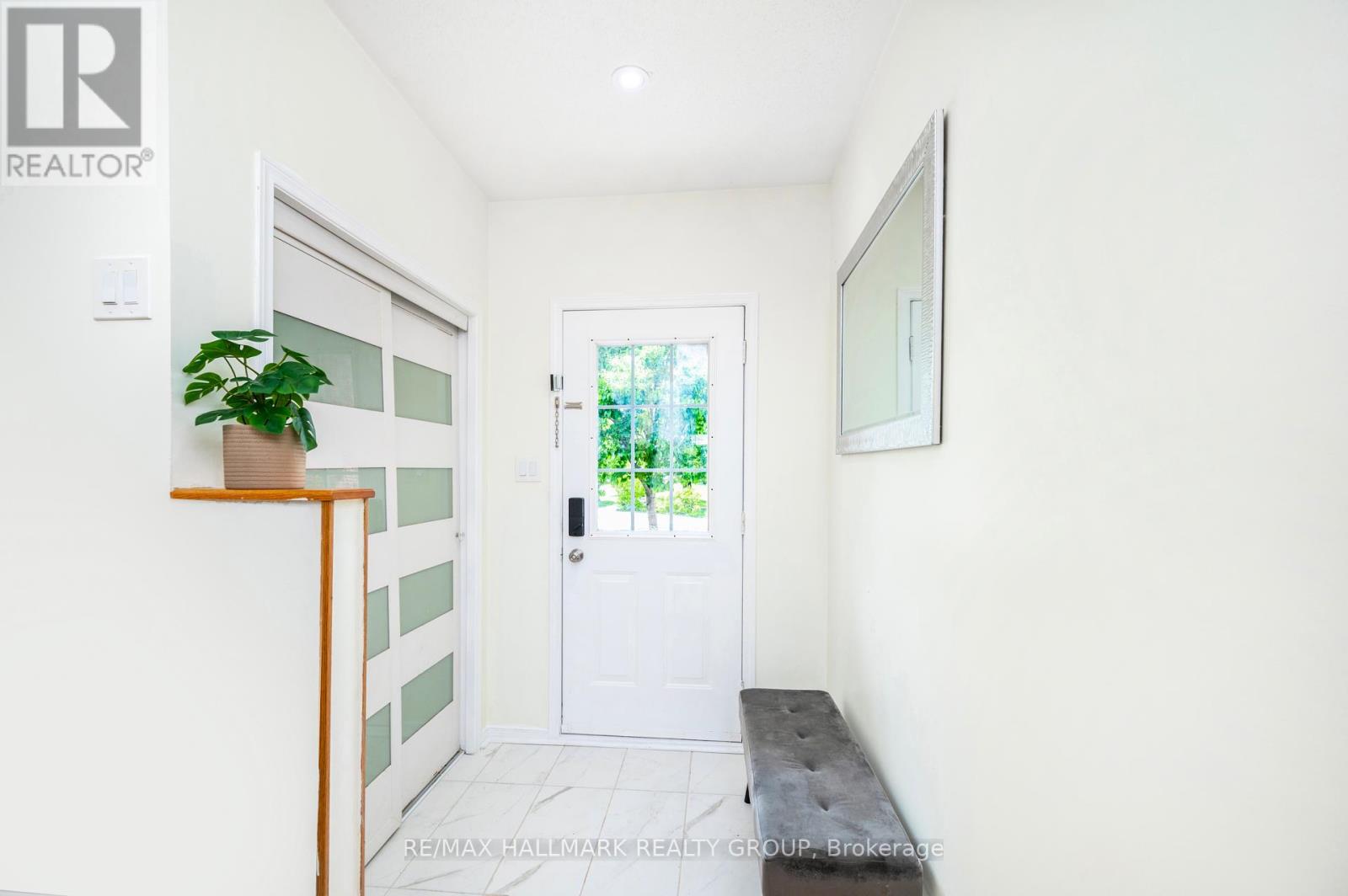 73 Palmadeo Drive, Ottawa, Ontario  K2J 4Z3 - Photo 3 - X12211631