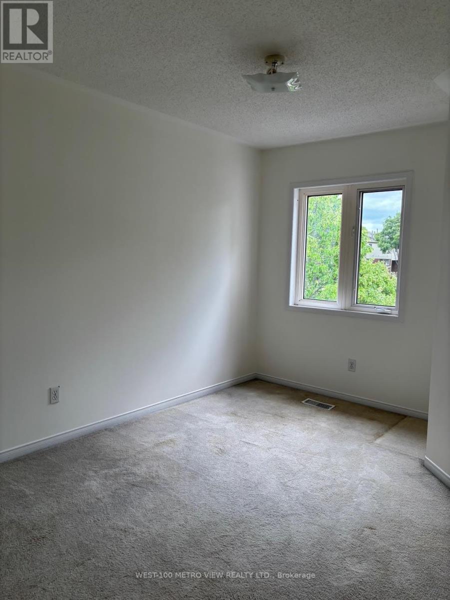 4650 Kimbermount Avenue, Mississauga, Ontario  L5M 5W7 - Photo 10 - W12211562