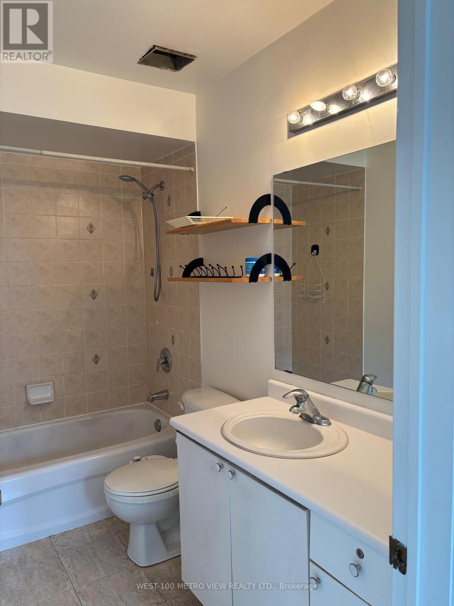 4650 Kimbermount Avenue, Mississauga, Ontario  L5M 5W7 - Photo 11 - W12211562