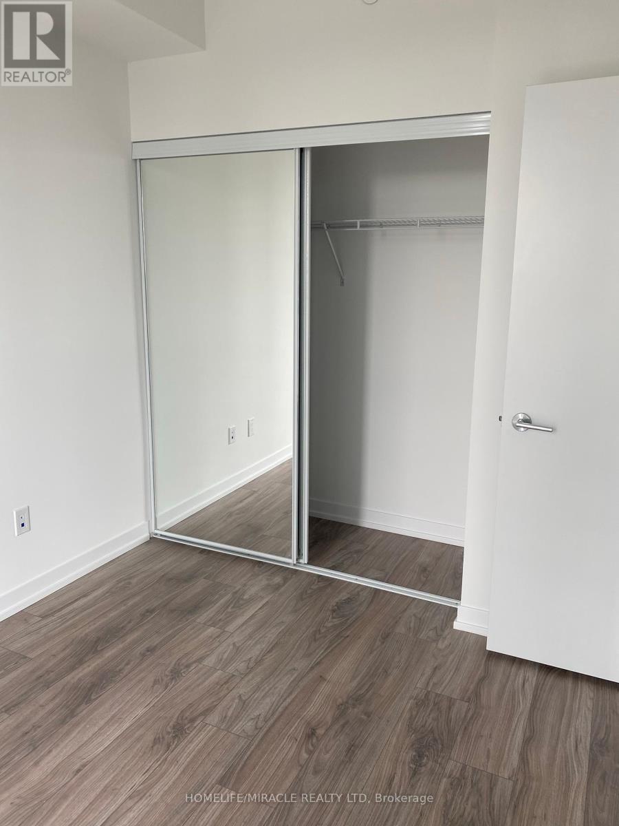 1311 - 4065 Confederation Parkway, Mississauga, Ontario  L5B 0L4 - Photo 10 - W12211575