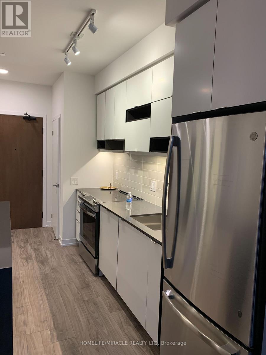 1311 - 4065 Confederation Parkway, Mississauga, Ontario  L5B 0L4 - Photo 3 - W12211575
