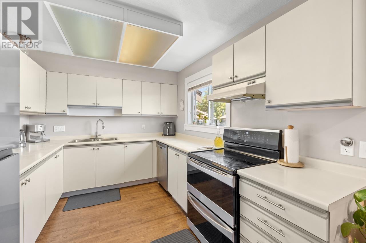 916 Roche Point Drive, North Vancouver, British Columbia  V7H 2T5 - Photo 10 - R3013831