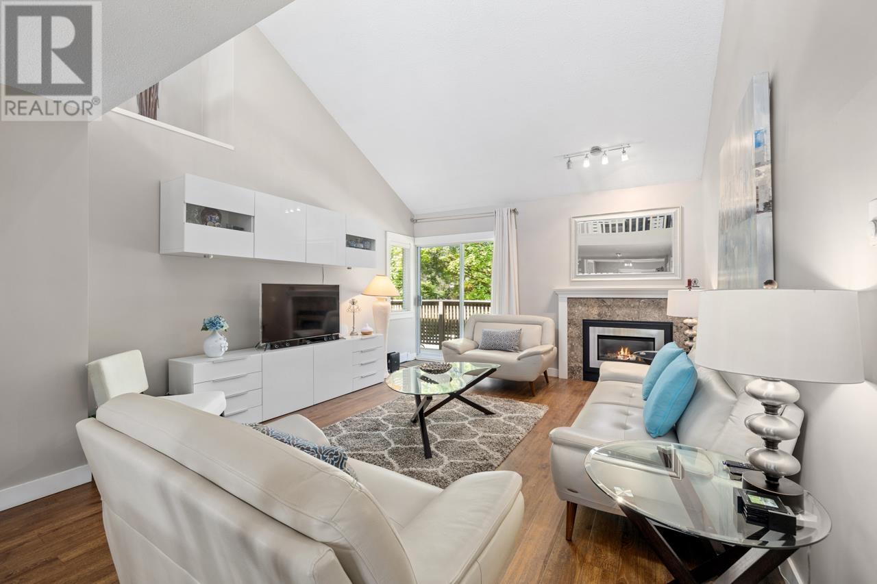 916 Roche Point Drive, North Vancouver, British Columbia  V7H 2T5 - Photo 2 - R3013831
