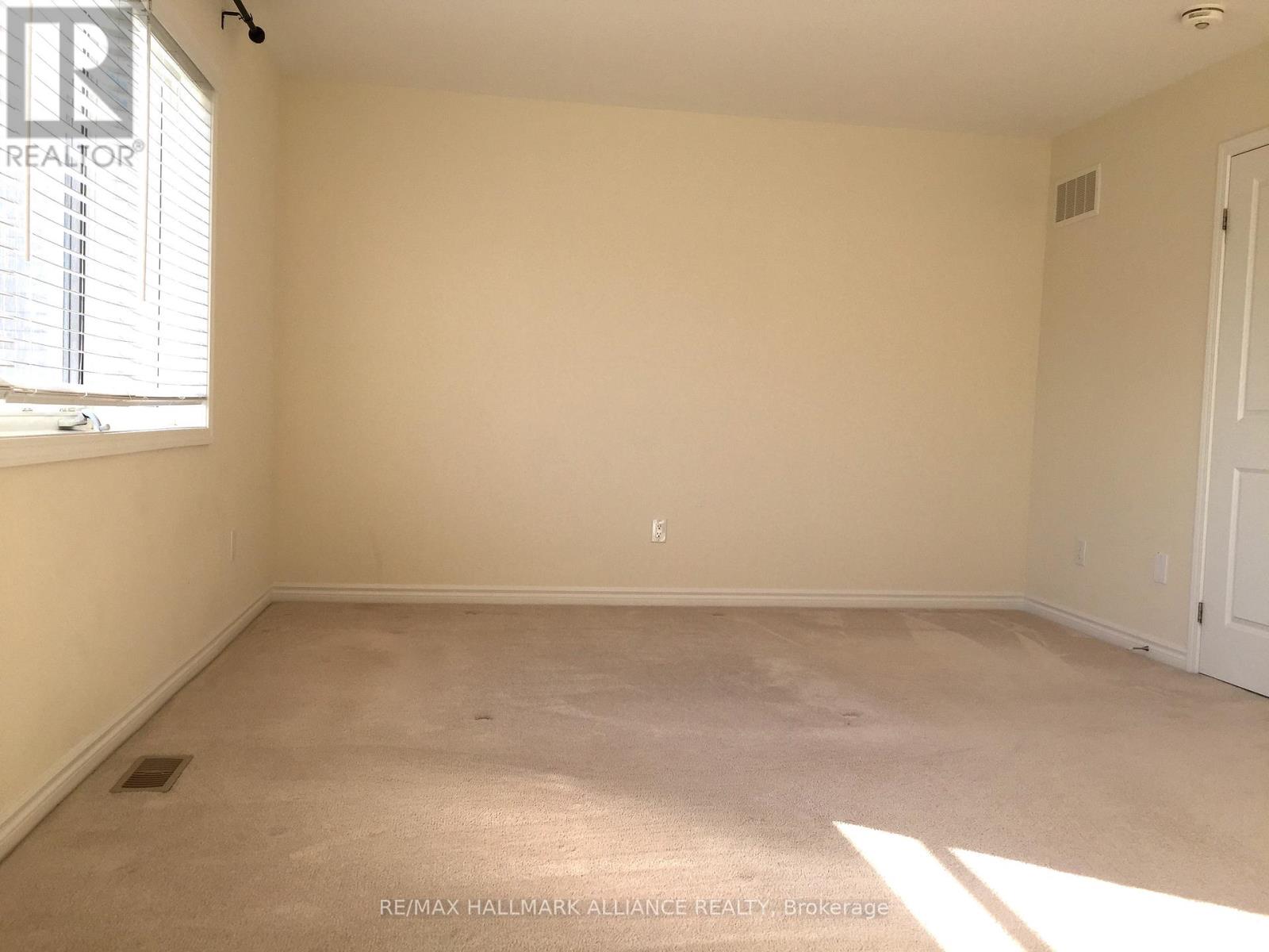 28 Wannamaker Crescent, Cambridge, Ontario  N3H 4R6 - Photo 8 - X12211570