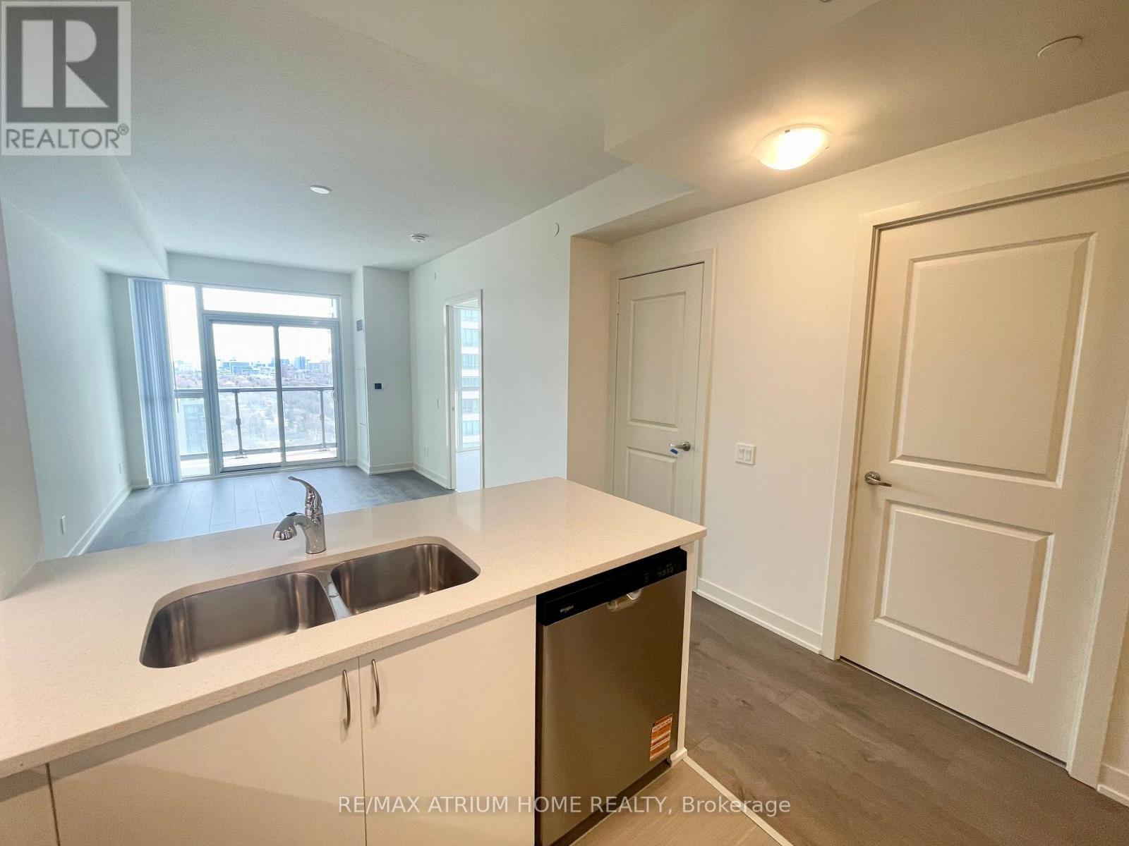 2102 - 4955 Yonge Street, Toronto, Ontario  M2N 0L8 - Photo 5 - C12211593