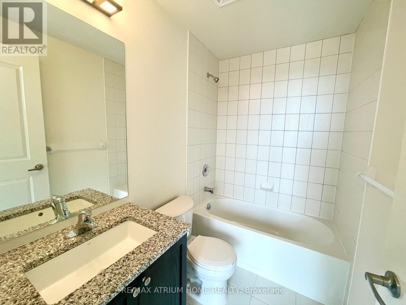 2102 - 4955 Yonge Street, Toronto, Ontario  M2N 0L8 - Photo 8 - C12211593