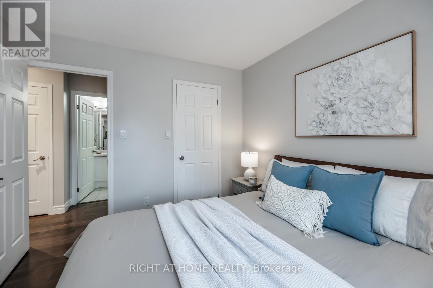 206 - 102 Aspen Springs Drive, Clarington, Ontario  L1C 5N6 - Photo 15 - E12211609