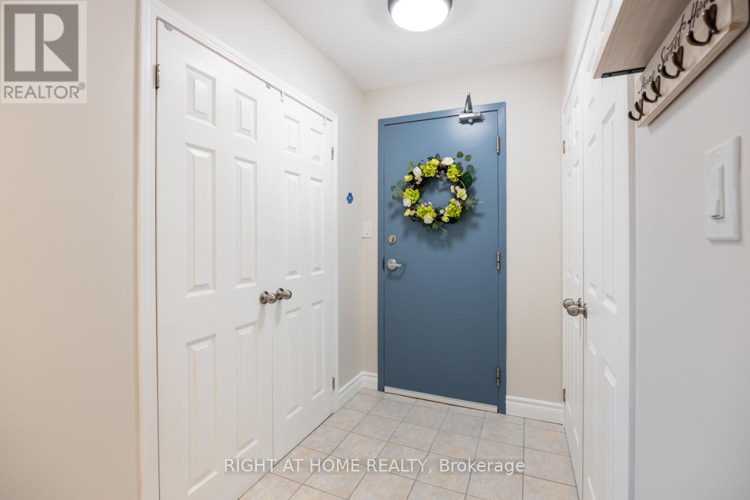 206 - 102 Aspen Springs Drive, Clarington, Ontario  L1C 5N6 - Photo 2 - E12211609