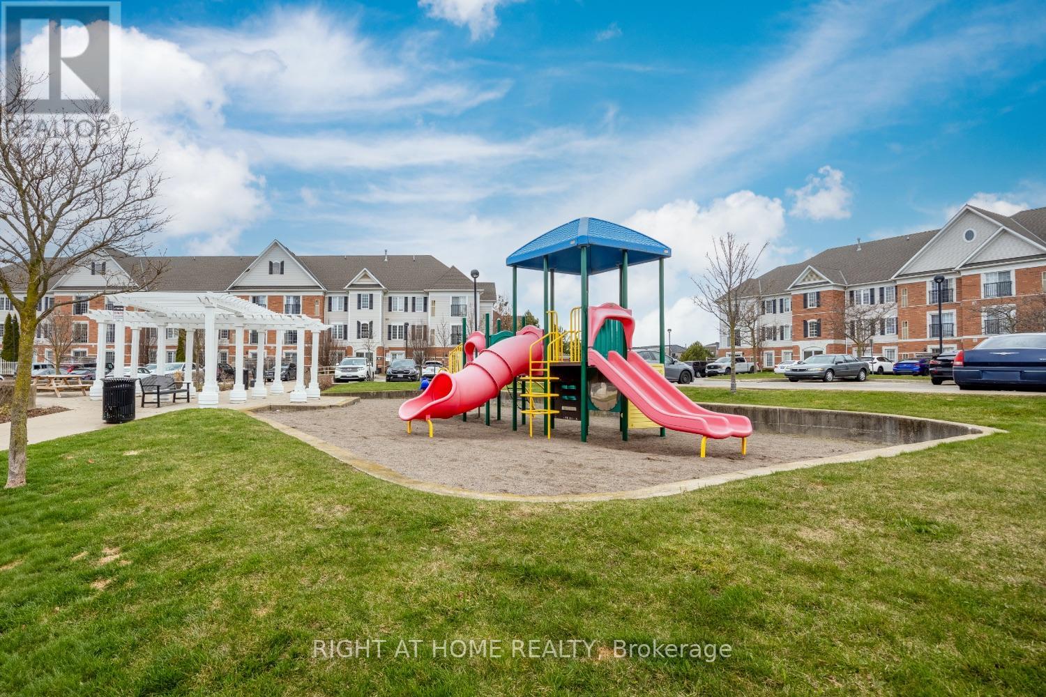 206 - 102 Aspen Springs Drive, Clarington, Ontario  L1C 5N6 - Photo 20 - E12211609