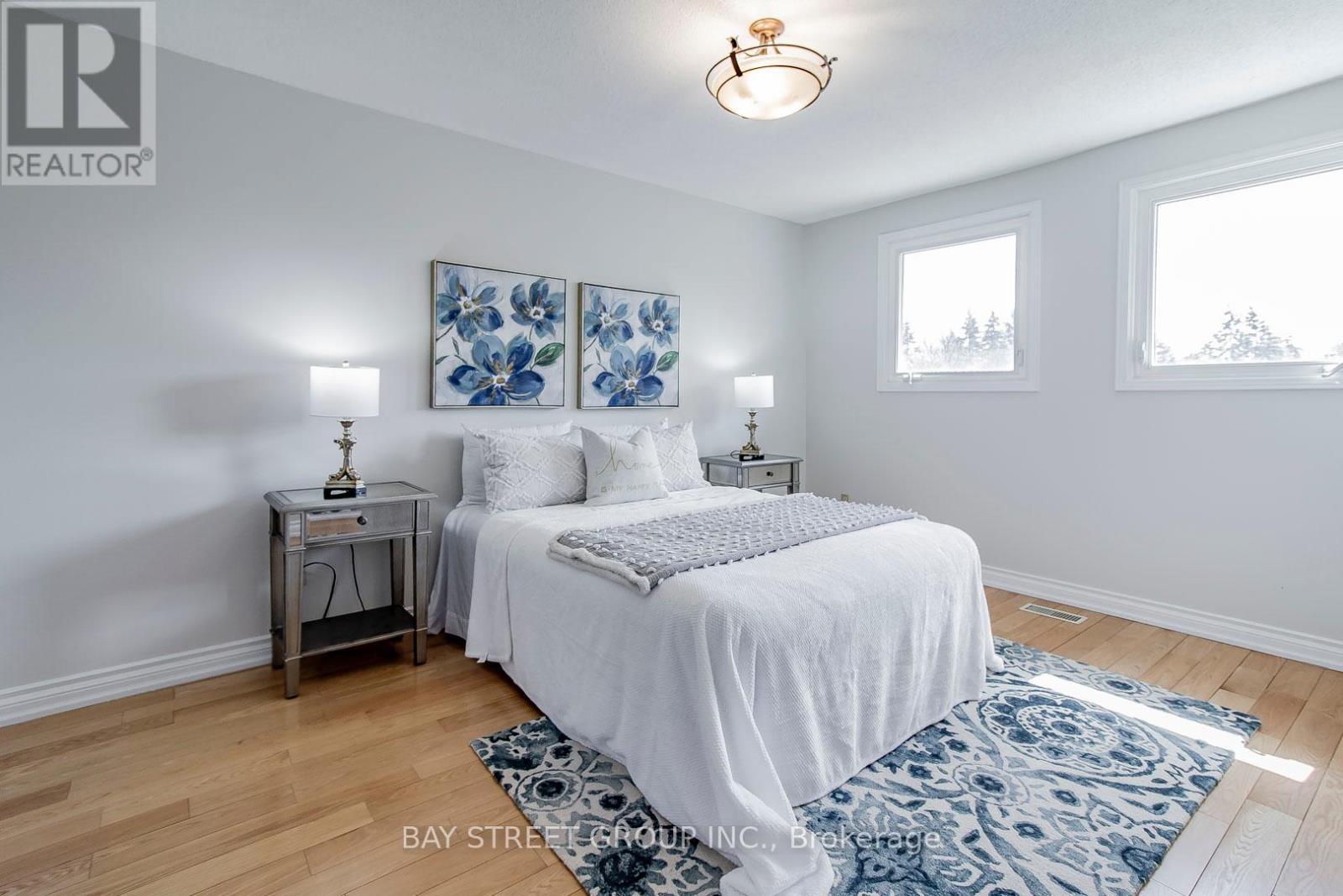 300 Fincham Avenue, Markham (Markham Village), Ontario  L3P 4E7 - Photo 11 - N12211604