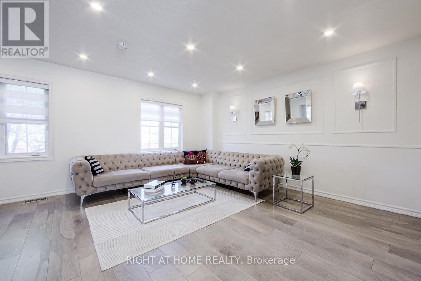 10390 Keele Street, Vaughan, Ontario  L6A 4M9 - Photo 8 - N12211605