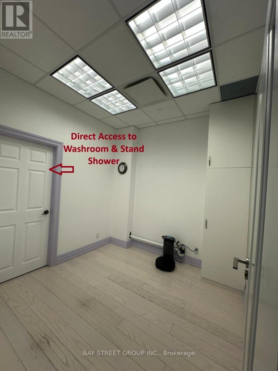 208 - Room 1 - 10376 Yonge Street, Richmond Hill, Ontario  L4C 3B8 - Photo 7 - N12211624