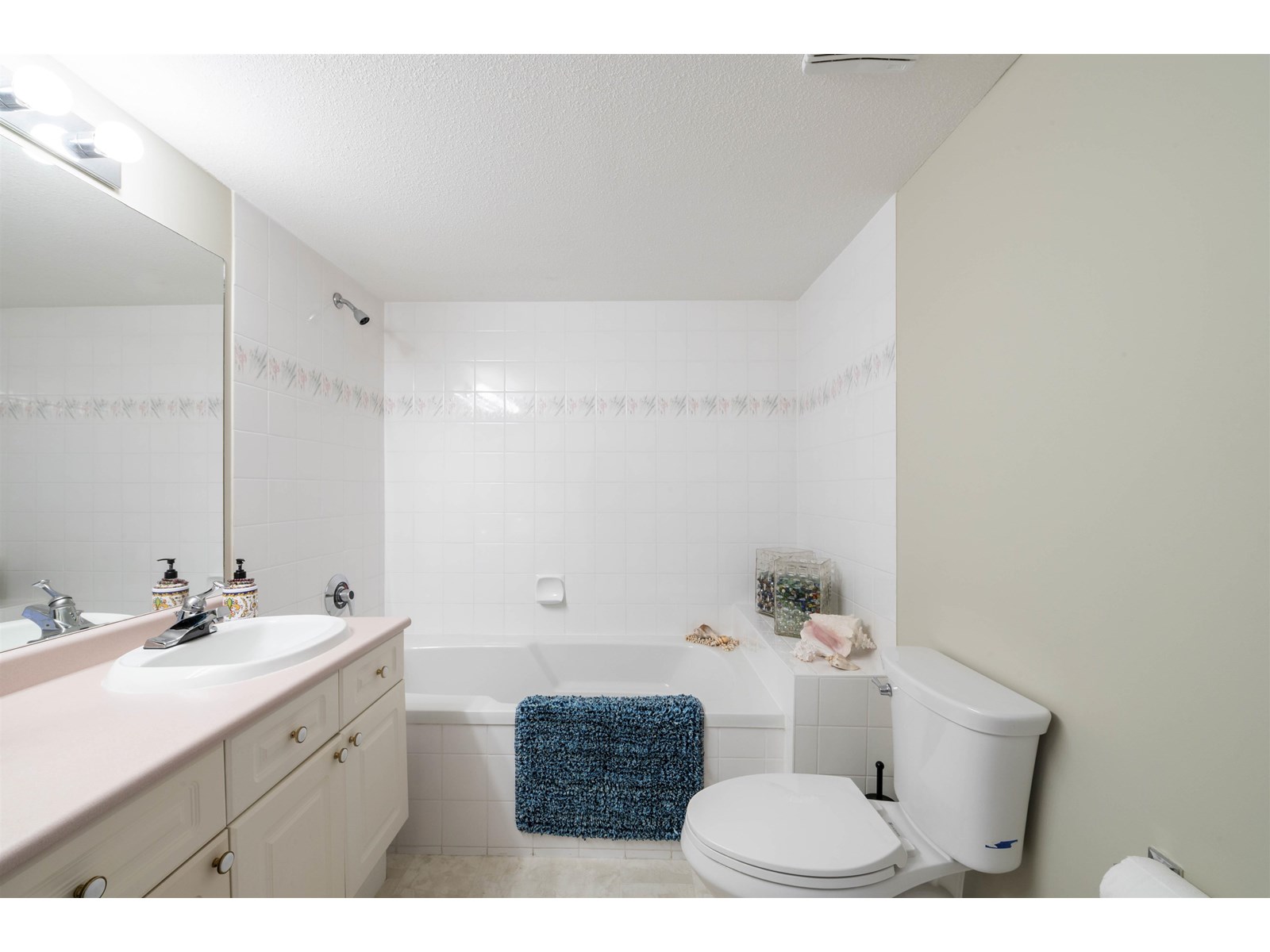 208 15185 22 Avenue, Surrey, British Columbia  V4A 9T4 - Photo 19 - R3012651