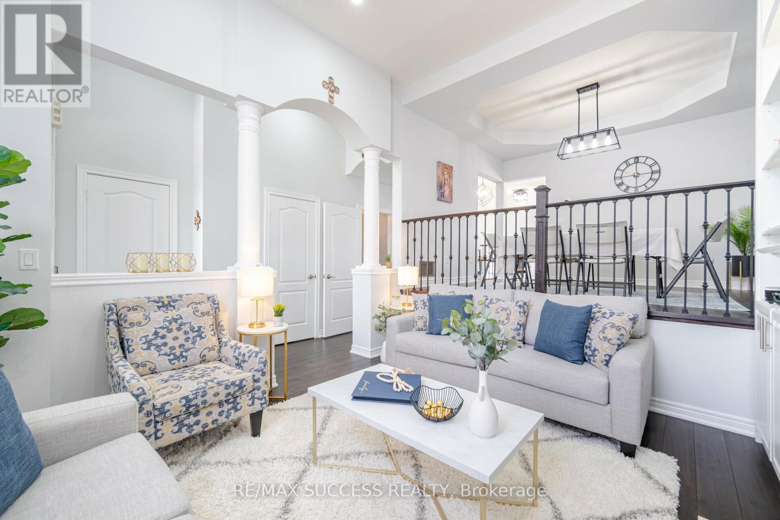 3466 Eglinton Avenue W, Mississauga, Ontario  L5M 7P4 - Photo 8 - W12211597