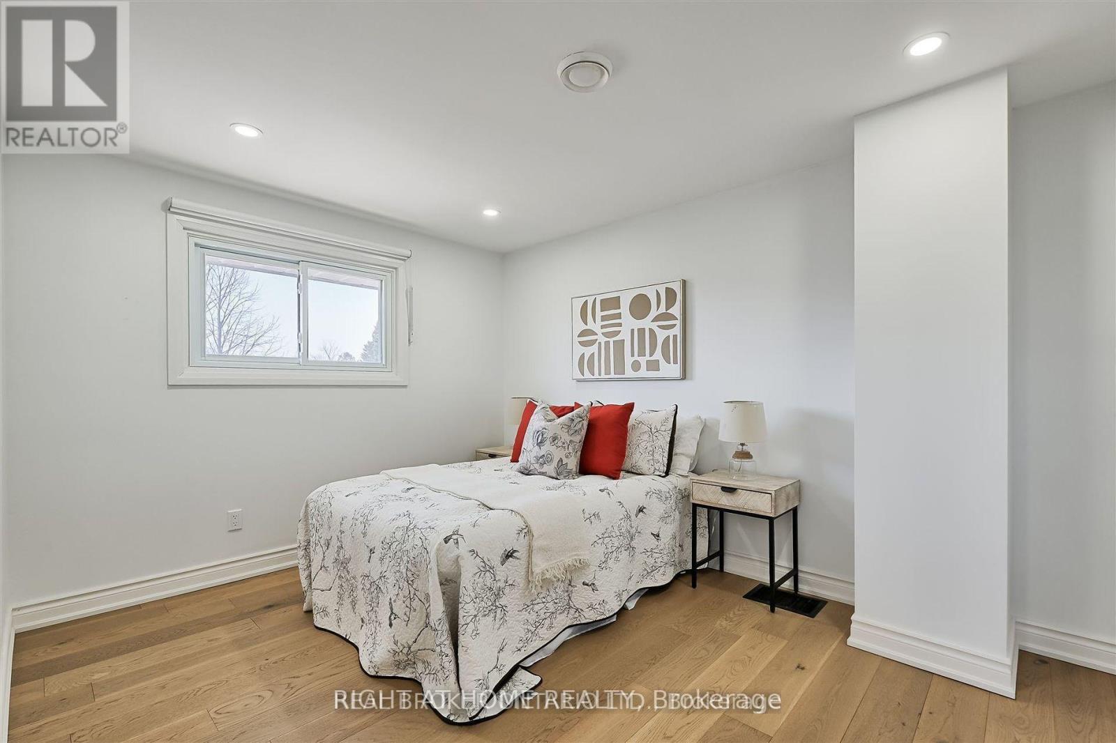 Upper-778 Ashley Court, Oshawa, Ontario  L1G 2Y5 - Photo 16 - E12211642