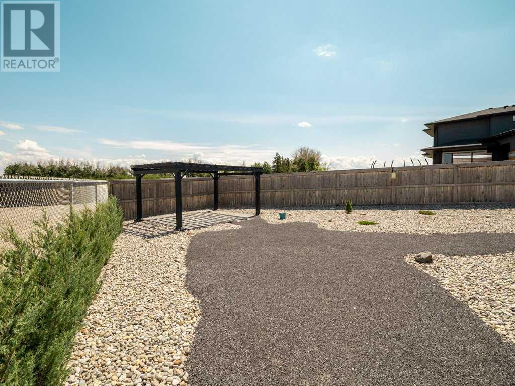 225 Rivergrove Chase W, Lethbridge, Alberta  T1K 8H9 - Photo 38 - A2224476