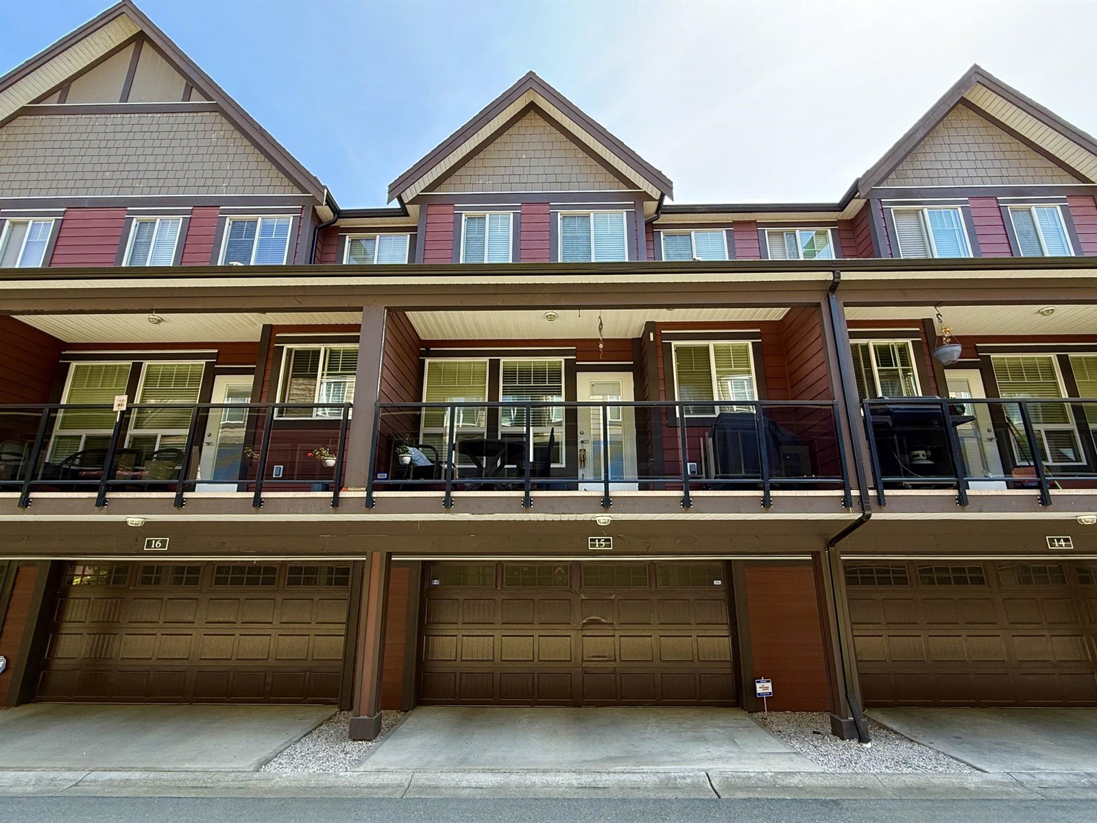15 14877 60 AVENUE, surrey, British Columbia