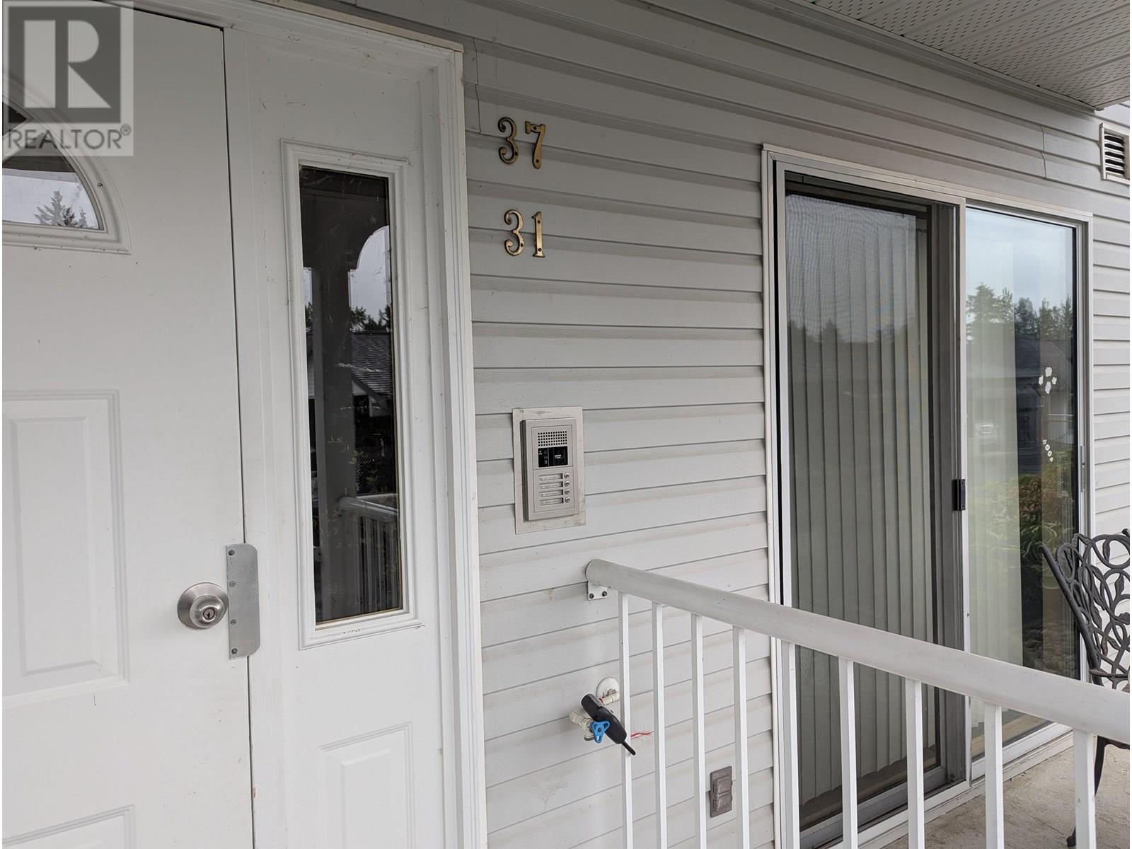 Property at 31 12296 224TH STREET image 4