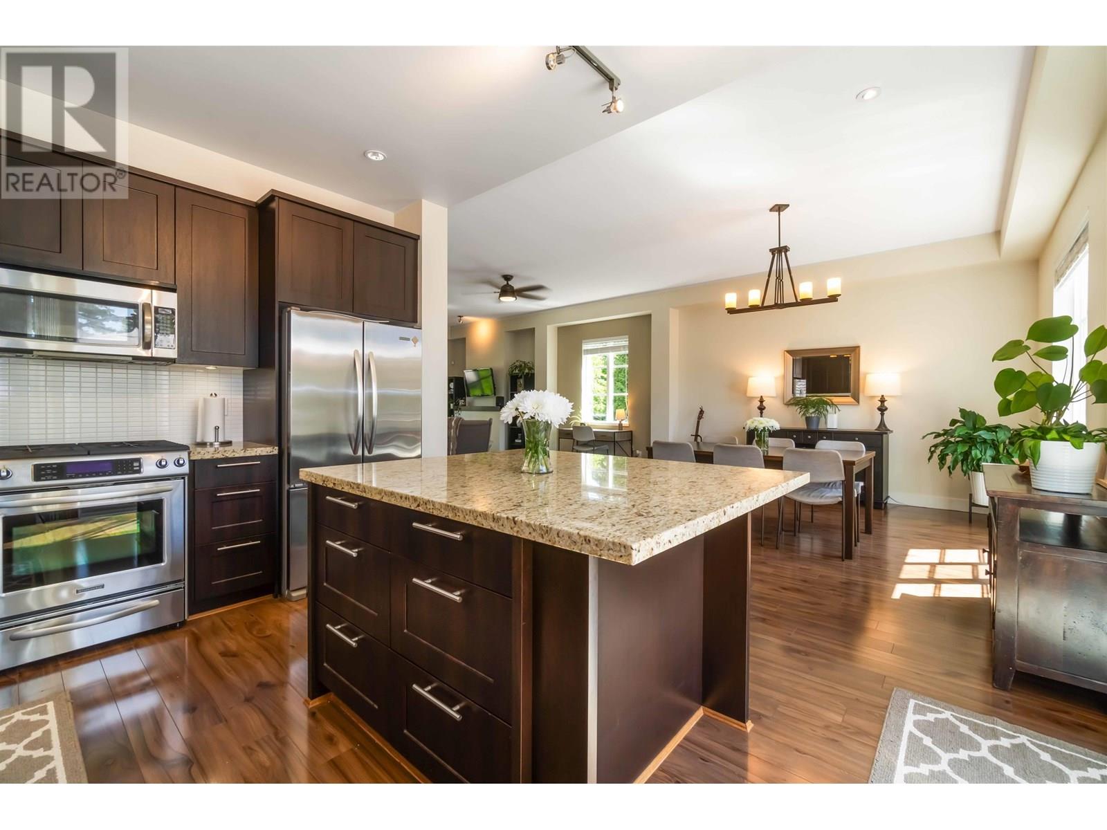 3452 Darwin Avenue, Coquitlam, British Columbia  V3B 3H7 - Photo 5 - R3013521