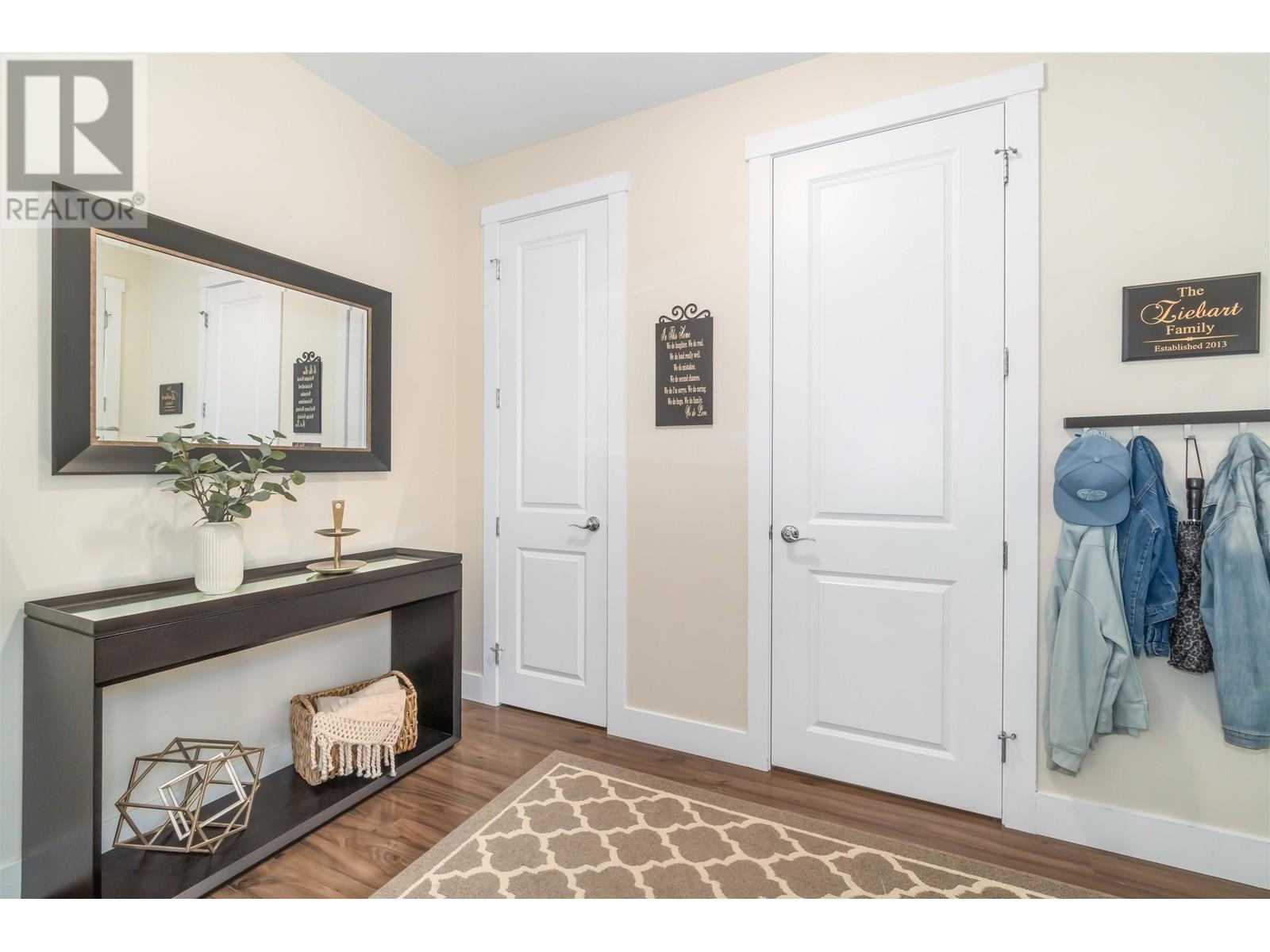 3452 Darwin Avenue, Coquitlam, British Columbia  V3B 3H7 - Photo 6 - R3013521