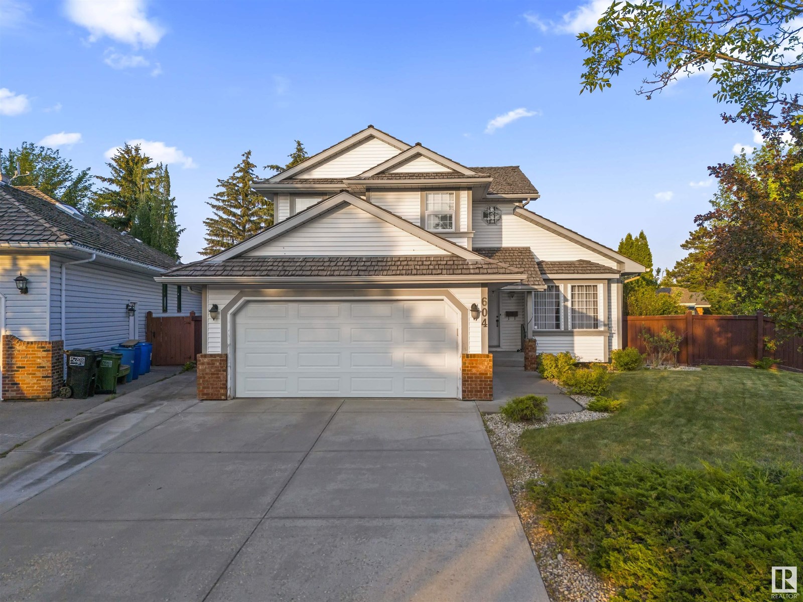 604 BURGESS CL NW, Edmonton, Alberta