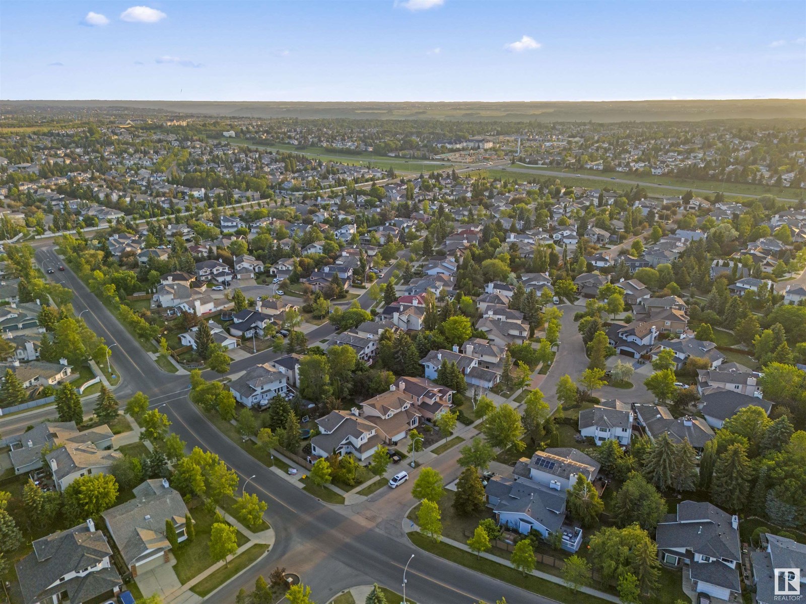 604 Burgess Cl Nw, Edmonton, Alberta  T6R 1Z7 - Photo 6 - E4441622
