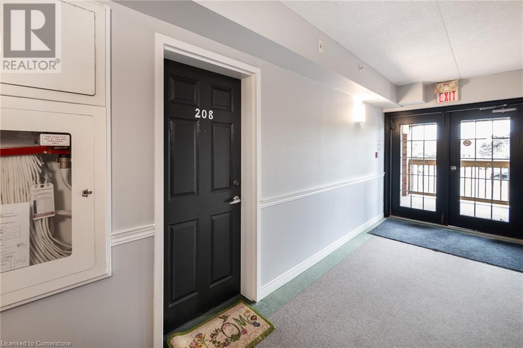 4005 Kilmer Drive Unit# 208, Burlington, Ontario L7M 4M2 - Photo 3 - 40739403