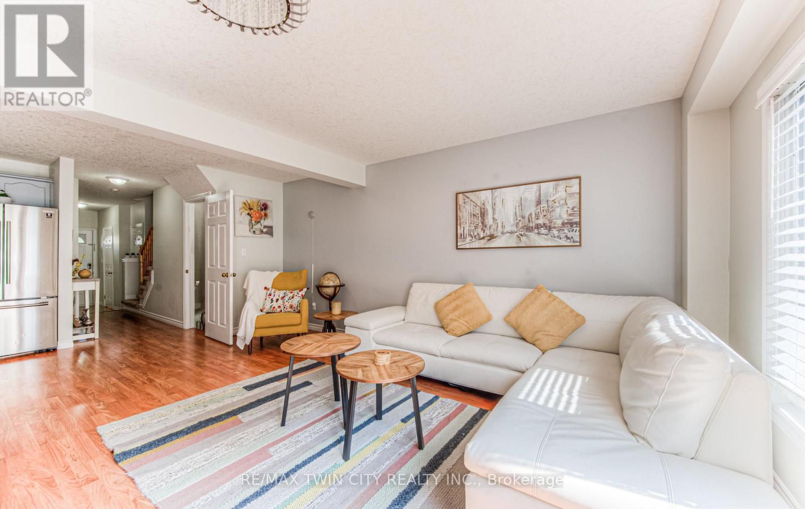4 - 972 Strasburg Road, Kitchener, Ontario  N2E 2K4 - Photo 14 - X12211644
