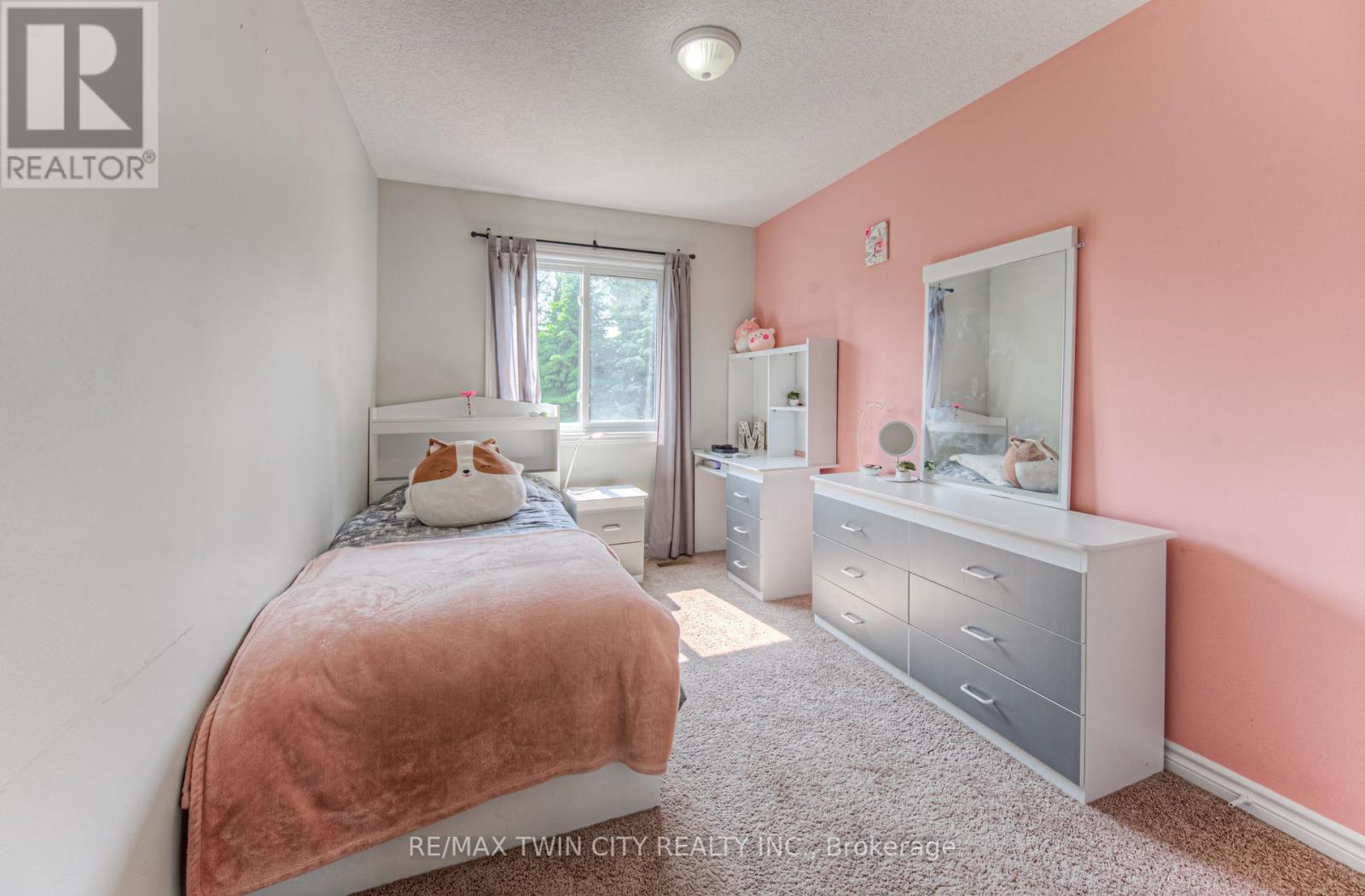 4 - 972 Strasburg Road, Kitchener, Ontario  N2E 2K4 - Photo 20 - X12211644