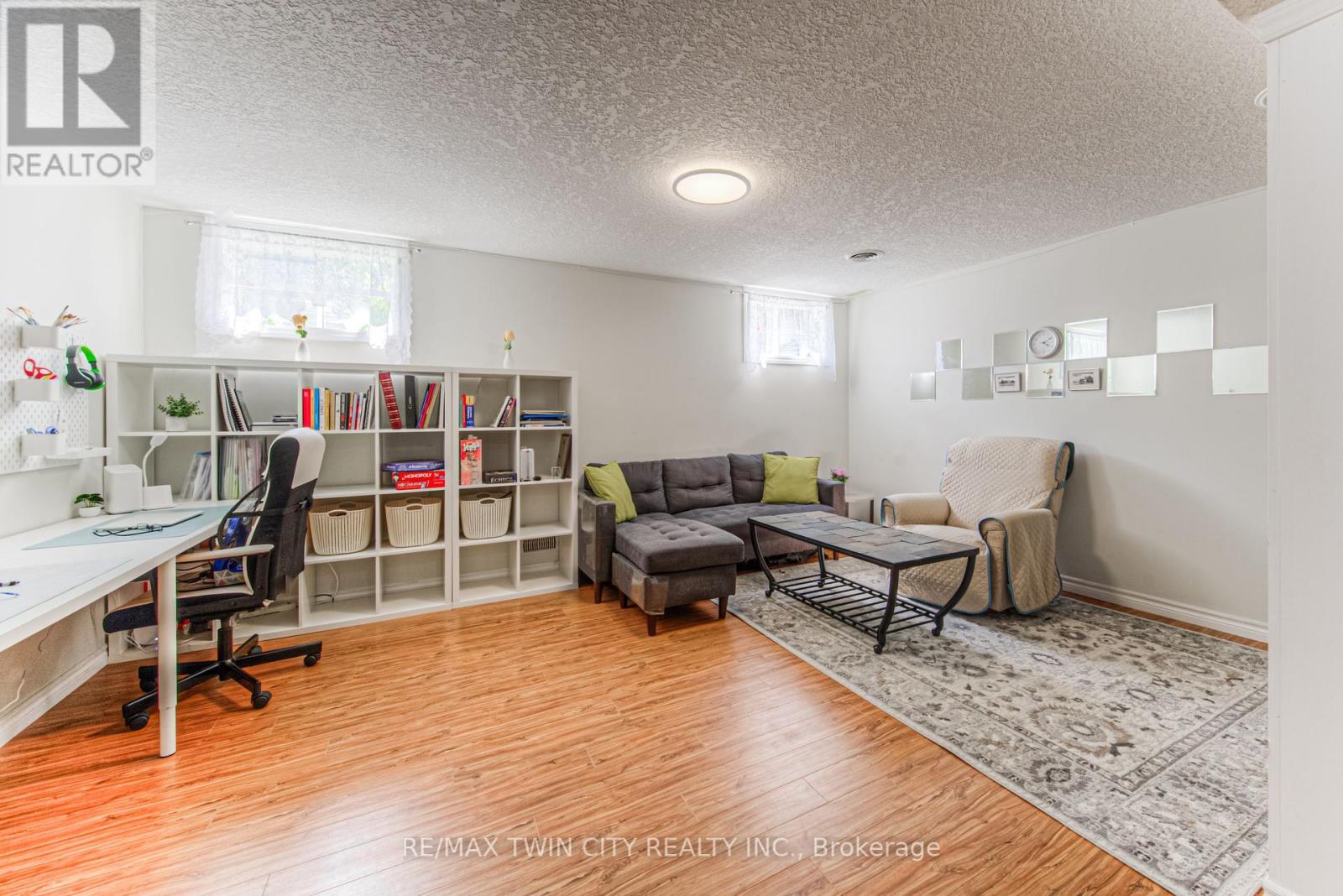 4 - 972 Strasburg Road, Kitchener, Ontario  N2E 2K4 - Photo 32 - X12211644