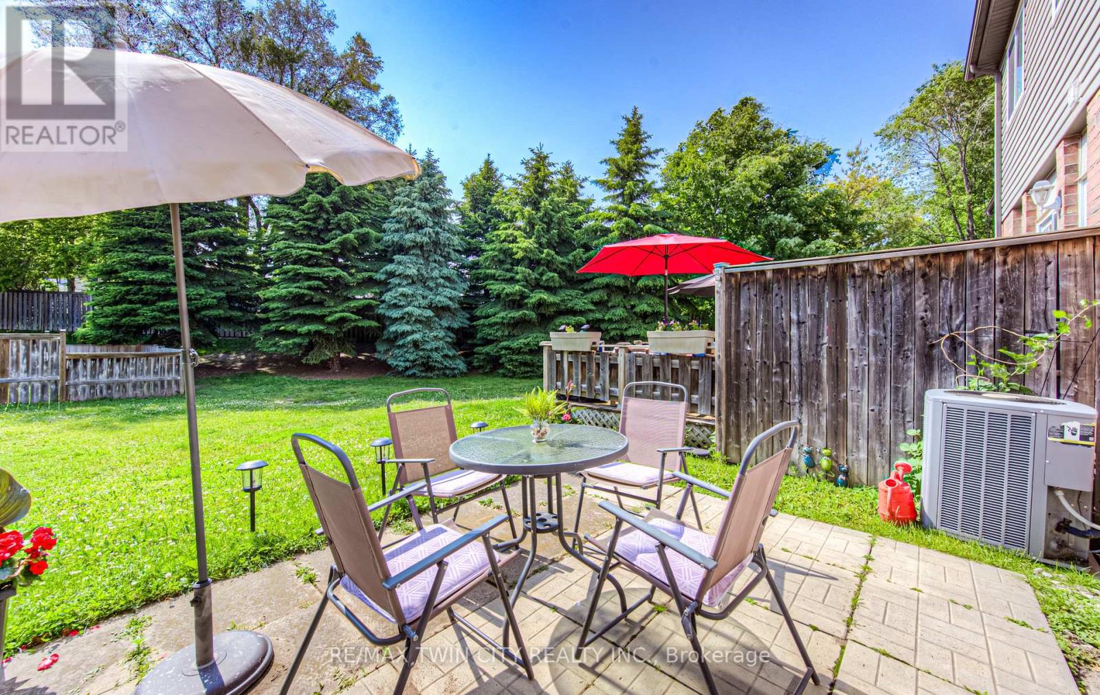 4 - 972 Strasburg Road, Kitchener, Ontario  N2E 2K4 - Photo 36 - X12211644