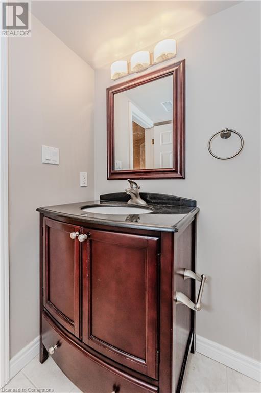 406 Woodrow Drive, Waterloo, Ontario N2T 2V7 - Photo 39 - 40739934