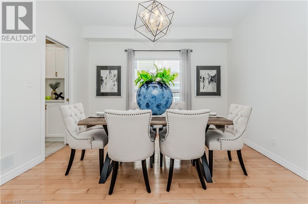 406 Woodrow Drive, Waterloo, Ontario N2T 2V7 - Photo 7 - 40739934