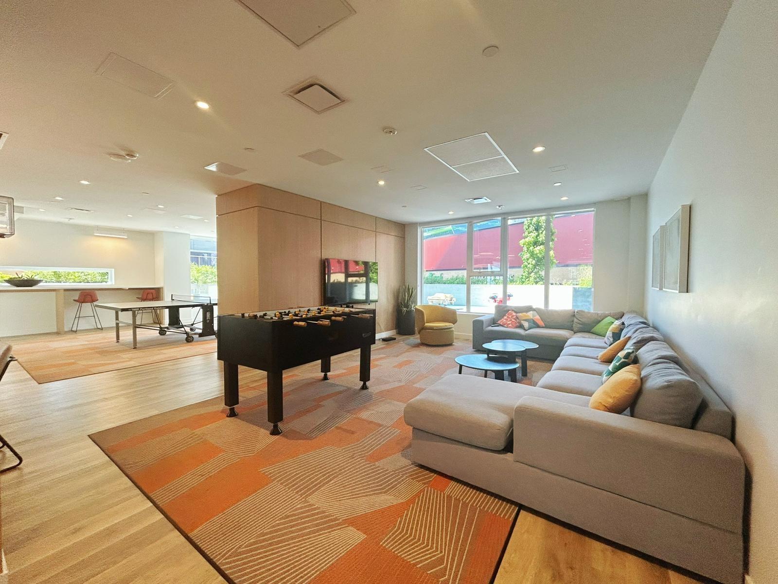 2105 13655 Fraser Highway, Surrey, British Columbia  V3T 0P8 - Photo 14 - R2982858
