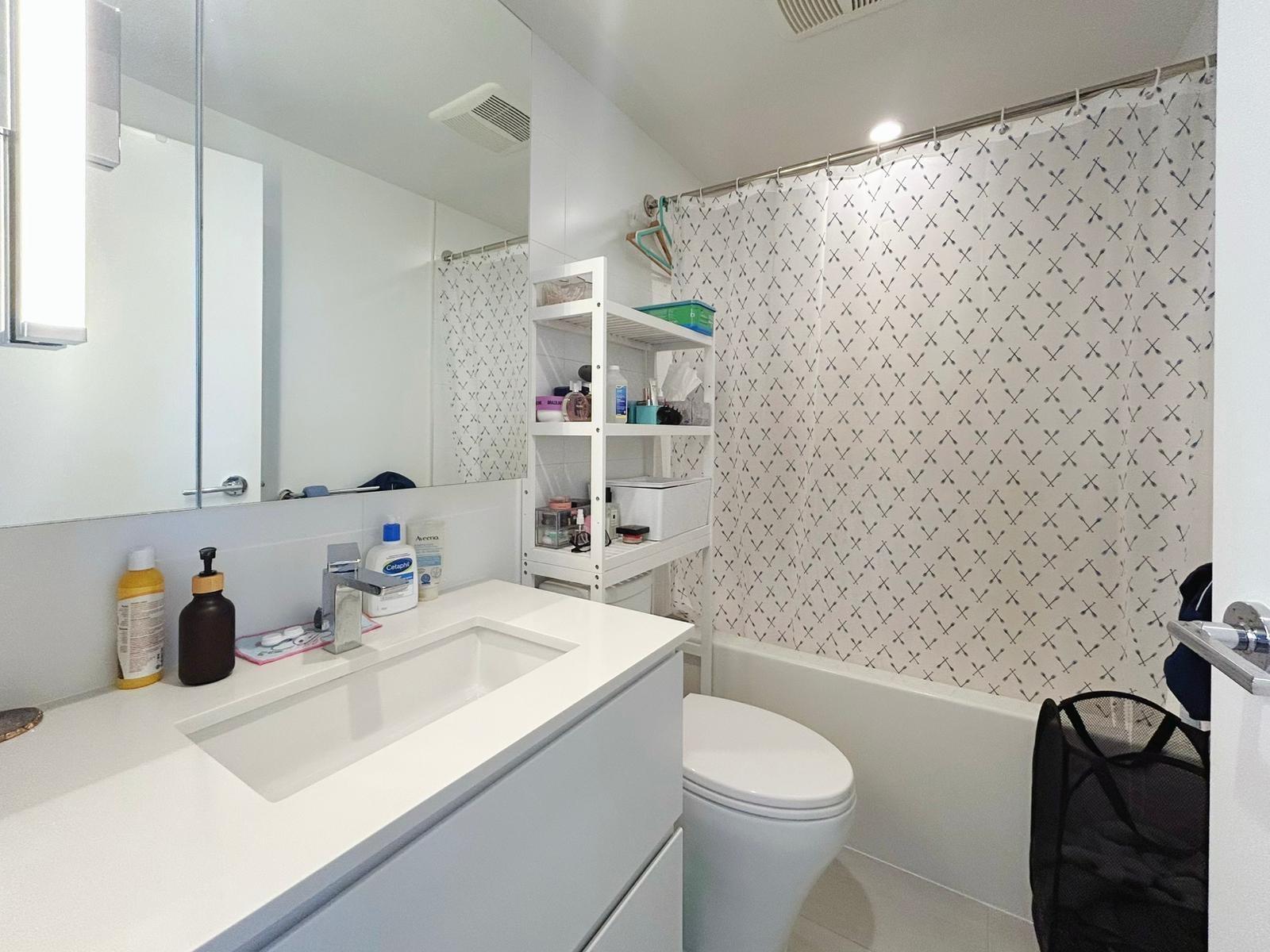 2105 13655 Fraser Highway, Surrey, British Columbia  V3T 0P8 - Photo 10 - R2982858