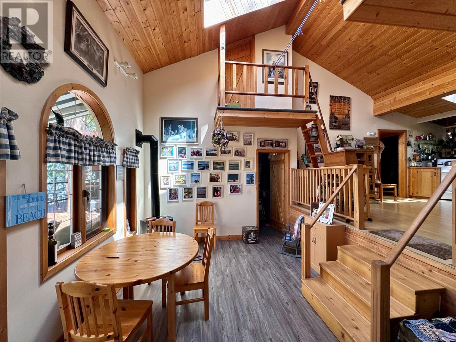 6 Wilson Creek Shuswap Lake, Sicamous, British Columbia  V0E 2V0 - Photo 12 - 10351757