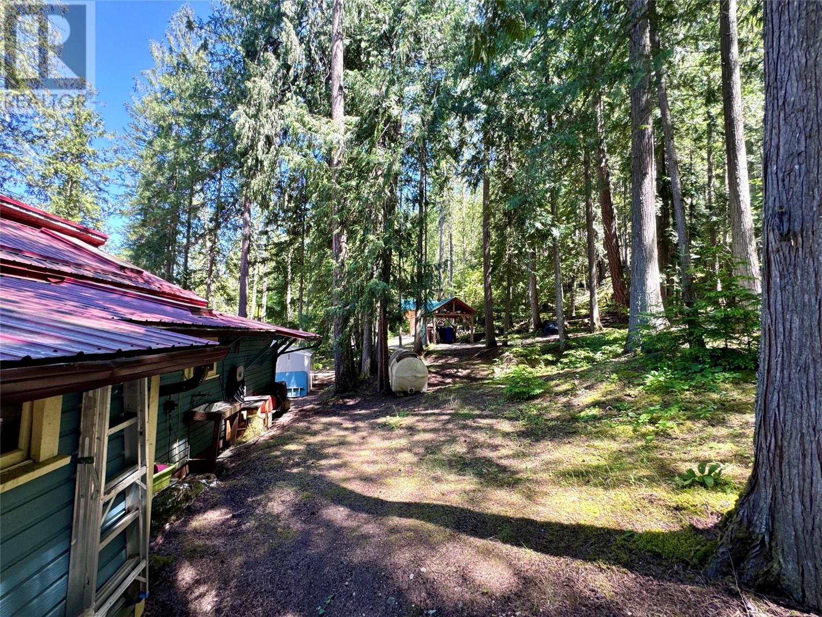 6 Wilson Creek Shuswap Lake, Sicamous, British Columbia  V0E 2V0 - Photo 36 - 10351757