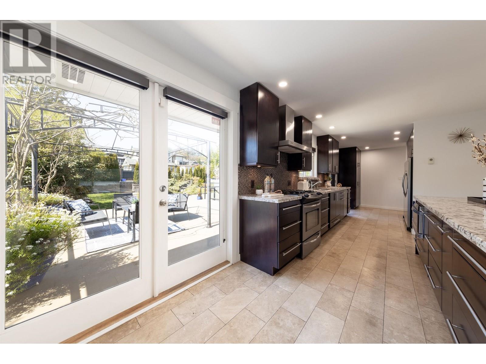 463 Beachview Drive, North Vancouver, British Columbia  V7G 1P5 - Photo 11 - R3013689