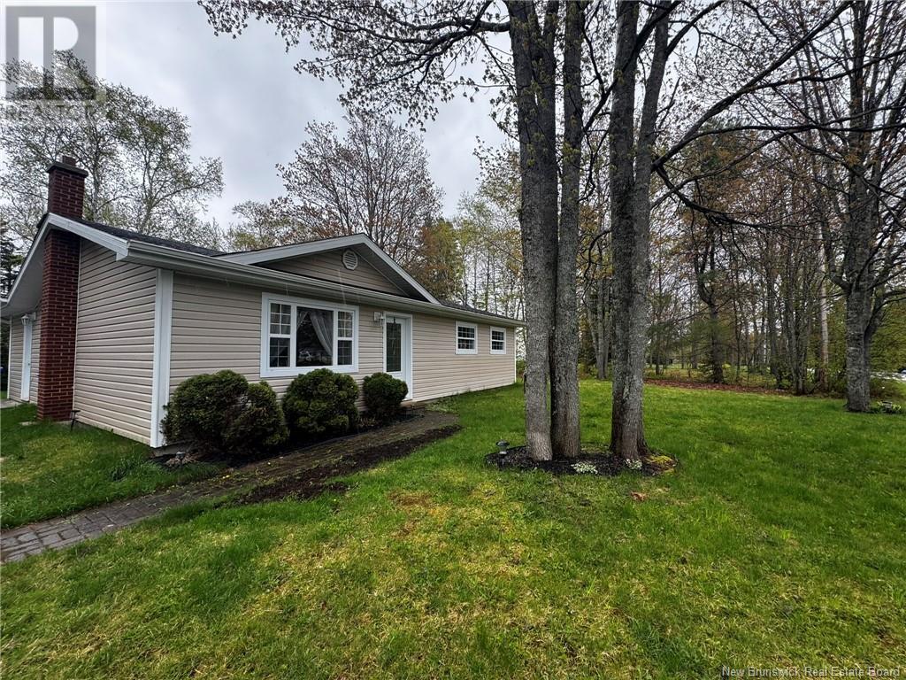 Property at 168 McCosh Crescent image 1