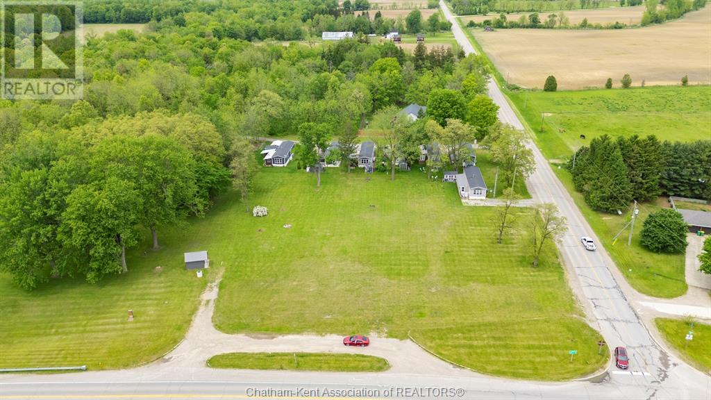 15895 Longwoods Road, Bothwell, Ontario  N0P 1C0 - Photo 11 - 25013615