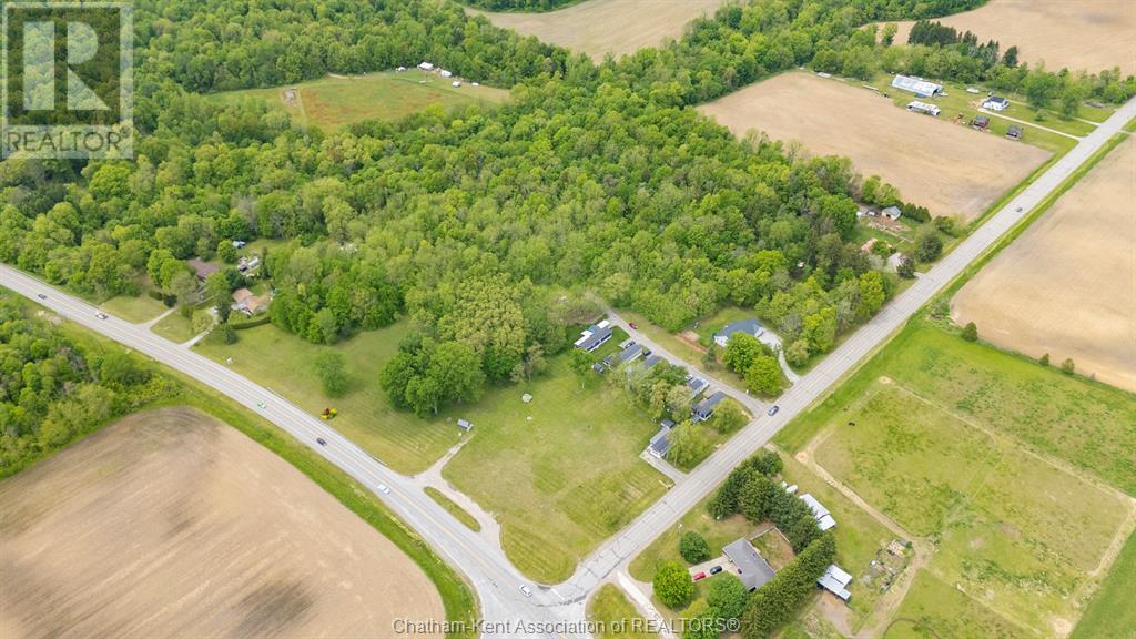 15895 Longwoods Road, Bothwell, Ontario  N0P 1C0 - Photo 9 - 25013615