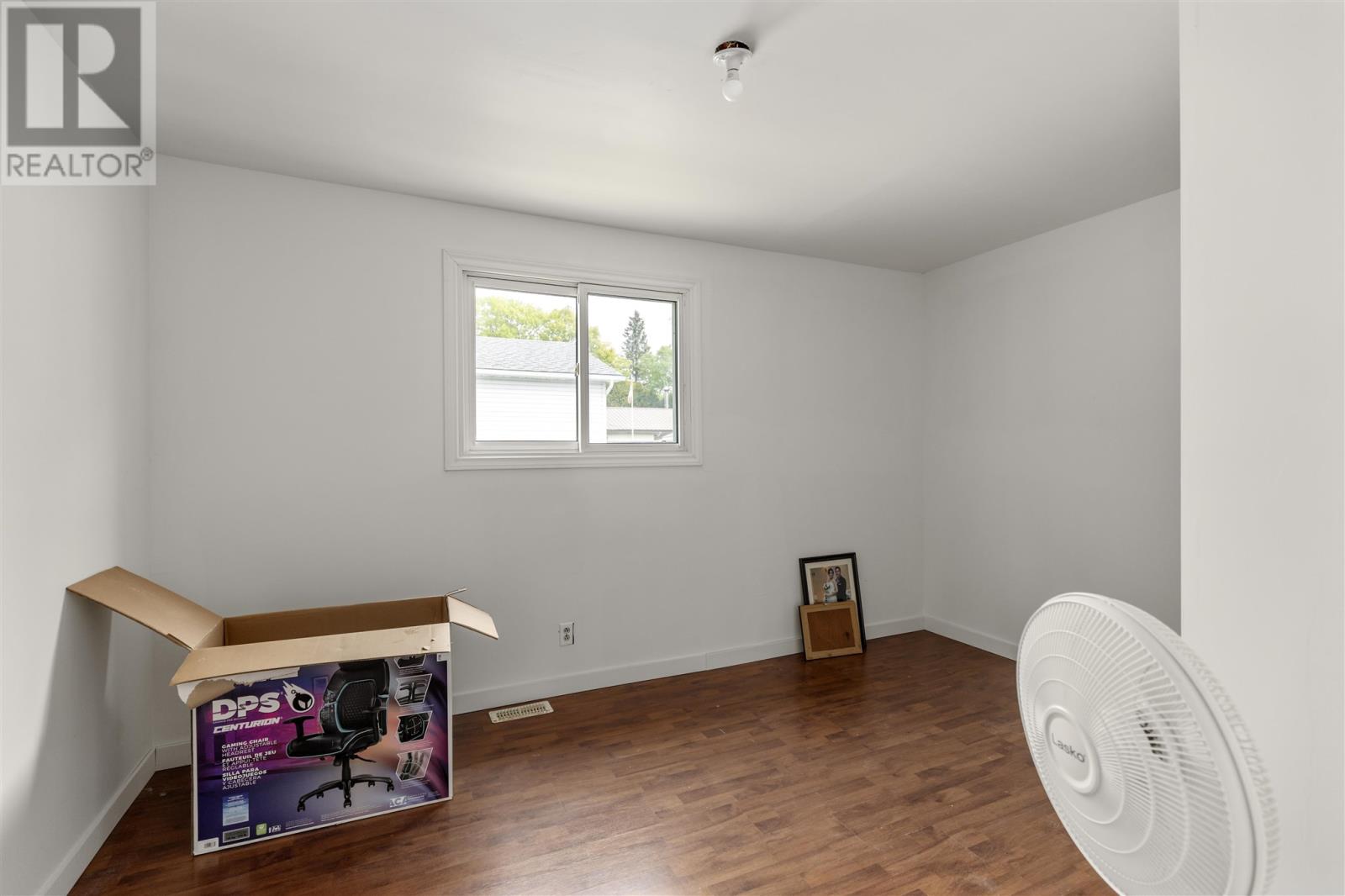 174 Farquhar St, Sault Ste. Marie, Ontario  P6B 3R4 - Photo 16 - SM251365
