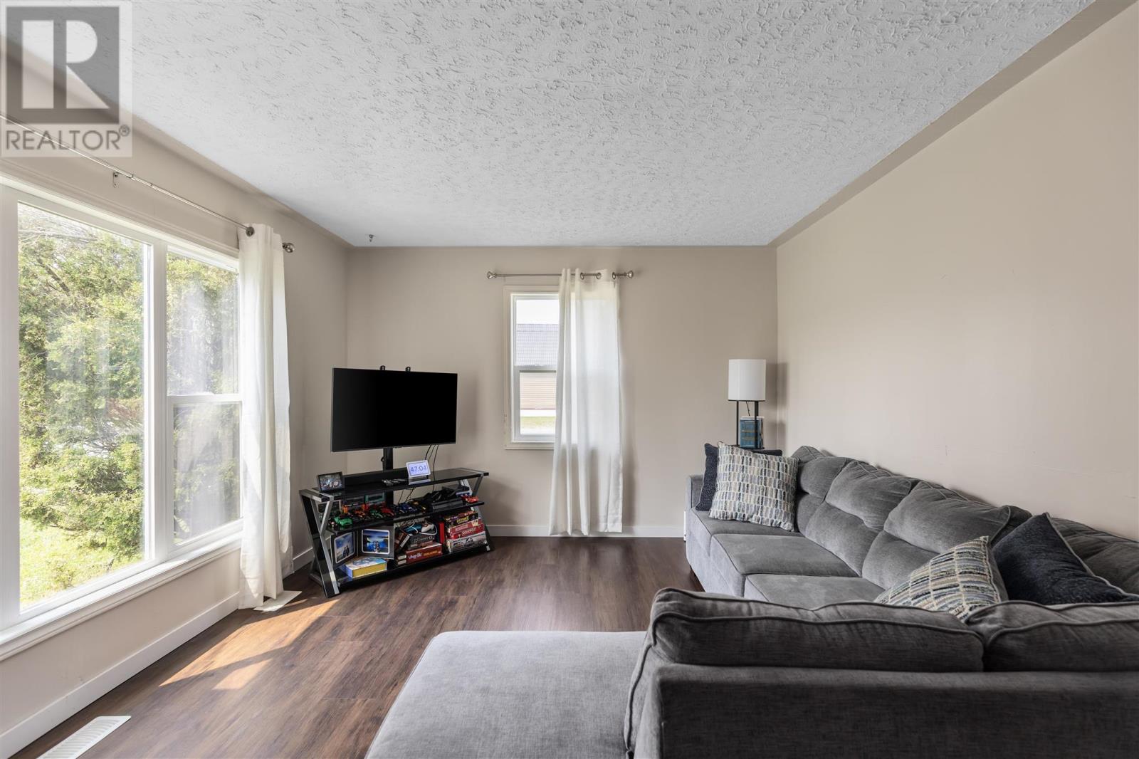 174 Farquhar St, Sault Ste. Marie, Ontario  P6B 3R4 - Photo 9 - SM251365