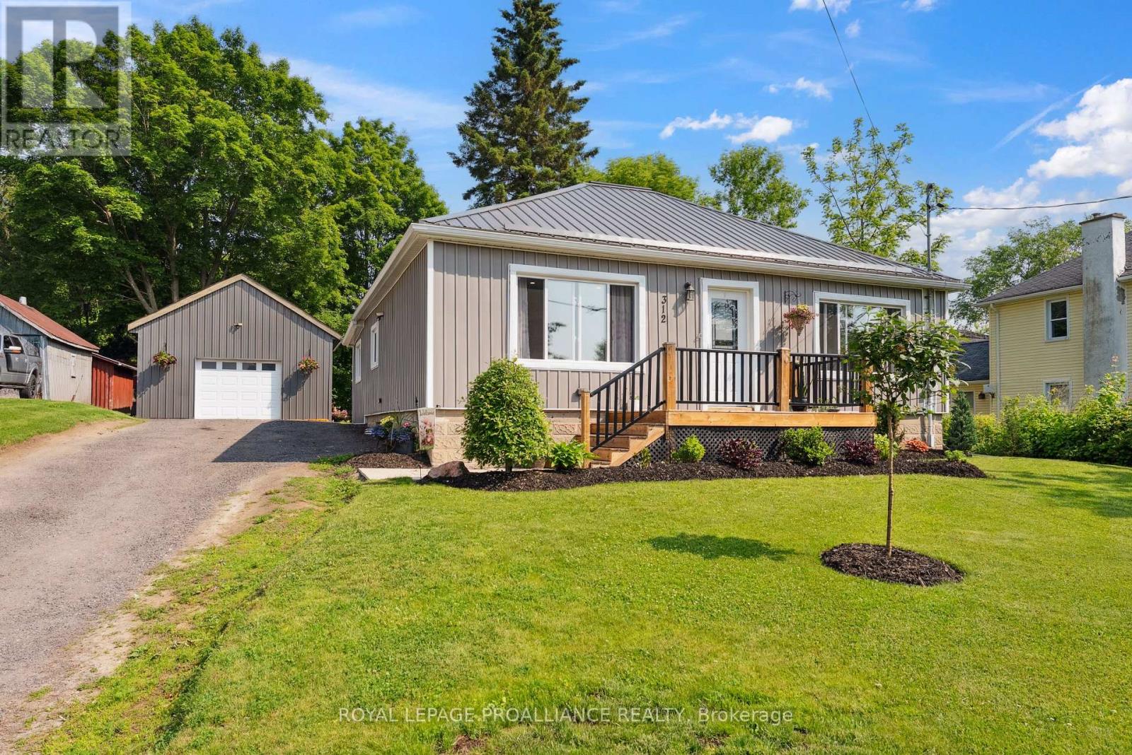 312 RIVER STREET W, Tweed, Ontario